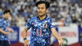 「めっちゃ浮いてる」久保建英の躍動感あふれるジャンプにファンも驚き「ジャンプ力すごい」