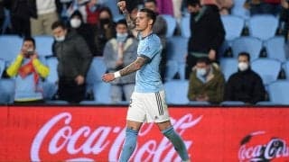 性的暴行で有罪判決のサンティ・ミナにサウジからオファー