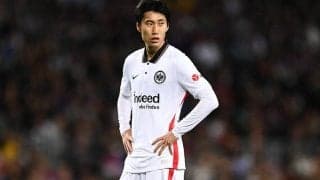 「うっま！！」レアル戦控えるフランクフルト鎌田が“3連的当てキック”に挑戦！持ち前のコントロールを披露「さすがです」