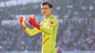 「可愛すぎ」、「とってもクール」名古屋GKランゲラックを支える息子、スタンドから全力エール「素晴らしい息子だ」