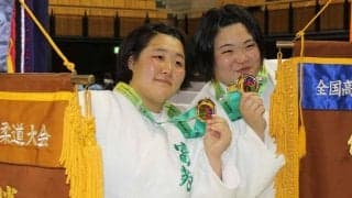 亡き母と叔父に感謝の全国V　朝5時から階段2000段登った川崎愛乃「恩返しできたかな」【インターハイ柔道】