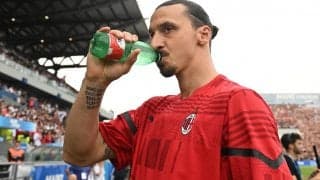 「信じられない」ヒザ手術から11週間…40歳イブラヒモビッチが披露した脚にザワつく「これが神だ」