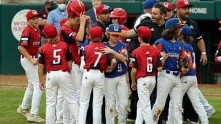 「なんて美しい瞬間」　頭部死球食らった打者の“神行動”に「マジ泣ける」