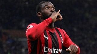 ミラン、スクデット獲得の立役者トモリと2027年まで契約延長