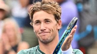  ルード 初の4強、オジェ撃破 