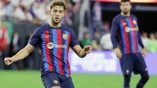 ニコが買取OPなしの1年ローンでバレンシアへ！　バルサと26年まで契約延長の上で