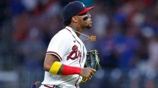 【MLB】「ずっと見続けてしまう」　160キロ爆肩ドンピシャ送球が「完全無欠のレーザー」