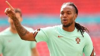 PSG新加入のレナト・サンチェスがデビュー後3分で加入後初ゴール！ 手荒い祝福で愛されキャラの一面も