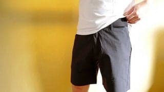 40代でも短パンが似合う大人になる筋トレ2種　キマらない理由は「日に日に脚が細く…」