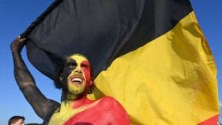 「信じられない」」リフティングから地面に落とさず50m級ボレー！ベルギーで生まれた驚愕ゴールに「プスカシュ賞の準備を」