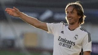 ｢キングとキングの共演｣!! レアルMFモドリッチとFWベンゼマの並走シーンが話題!! ｢1万5000超いいね｣大反響の画像