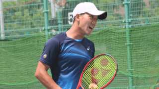 シングルスは男女各1人、女子ダブルスは３組が準決勝に駒を進める