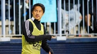 「似合うなぁ」岡崎慎司がシントトロイデン加入でユニフォーム姿を公開！ 「プロ初の背番号」と「野獣みに磨きがかかりそう」と期待されるベテランFWの役割