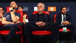 「とても珍しい」「これぞスペシャル・ワン」モウリーニョ監督が見せた意外な姿に称賛の声「一番偉大」