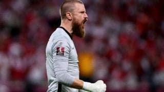 ペルーのW杯出場を阻んだ豪“踊るGK”への復讐！？現地のお祭りで仮装した男性が闘牛に襲われる