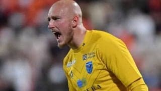 今季のJ2で接戦が続く理由。首位・横浜FCが昇格に一歩前進も指揮官は「不安定で苦しい」