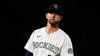 MLBで「これは失策になるの？」　平凡ゴロを捕球→グラブすり抜け、まさかの原因とは