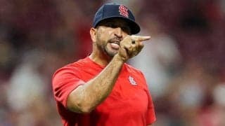 ベンチにいた監督に突然の退場宣告→45秒の口論に発展　米ファン辛辣「審判の資格なし」