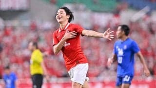 「鳥肌立つ」浦和サポーターが披露した”威風堂々”のビジュアルサポートが「日本一だな」とSNSで話題に!  4得点勝利を導いた「埼玉スタジアムの一体感」