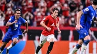 「器が違う」「あり得ない光景」敗退した神戸に浦和・酒井宏樹が“漢気行動”！ 「赤い目の山口蛍」を立たせた、ピッチ端っこの熱い友情