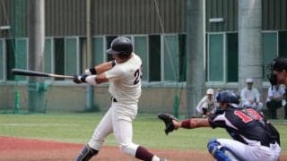 中盤に勝ち越し打が飛び出し、神奈川大との接戦を制す/神奈川大戦