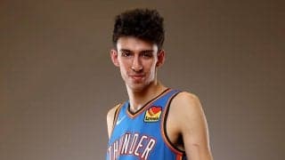 サンダーの新人ホルムグレンがシアトルで開催されたプロアマリーグの試合で右足を負傷