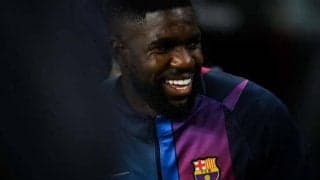 バルサからレッチェに加入したユムティティが空港での熱烈歓迎に早速感極まる「とっても嬉しそう」「頑張ってほしい！」