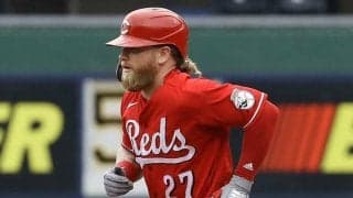 「黙れ！」　試合中に起きた選手VS観客の口論に批判「子供の前で？」「最悪なファン」