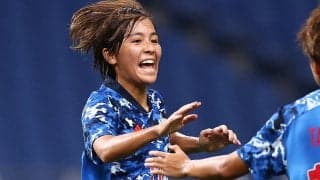 「めっちゃ似合う!!」「可愛くてカッコイイ」岩渕真奈の日本代表新ユニ姿にファン歓喜「活躍楽しみにしてます」