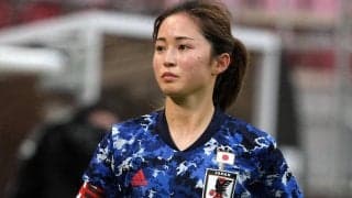 「ユニフォーム似合い過ぎてかっこいい」「可愛いすぎます」ウェストハム移籍の清水梨紗が笑顔でユニ姿披露