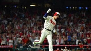 大谷翔平に味方すら唖然　劇的30号に先発投手「おかしすぎるよ。正気の沙汰じゃない」