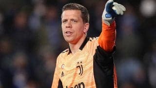 負傷交代のシュチェスニー、足首を捻挫