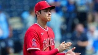 大谷翔平、敵地少年すら“悶絶”させた振舞いに海外称賛「少年が悲鳴を上げている」【8月の二刀流】