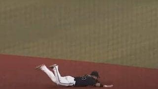 「これがオリのゴールキーパー」　後ろにやらぬ“鉄壁美技”は「守備うますぎー」