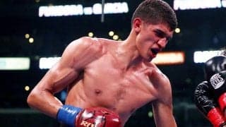 米国の198cm巨人ボクサーと並んだ日本人世界王者に驚きの声「ズバ抜けてデカすぎ」