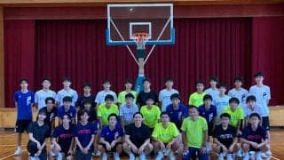 河村勇輝が逗子開成の1日監督に就任…高校生を自己流で指導「すごく楽しい時間になった」