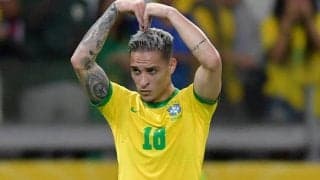 ユナイテッド、“1億€の男”アントニーは背番号「21」に！　ドゥブラフカは31番に決定