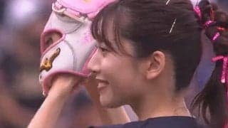 うたのおねえさんが大絶叫「あーん！」　豪快フォームも暴投始球式にファンも笑い