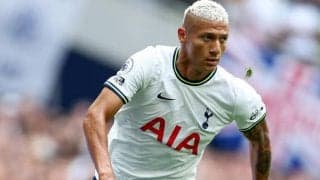 リシャルリソンが悪癖晒す…ゴールパフォ脱衣でイエローカード、オフサイドでゴールならず