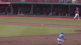 「源田坂本に並べる」　激ムズ打球のスマート処理は「捕ってから投げるの超速い」