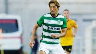 「いつみてもお似合い」「素敵」守田英正の妻が久々の2ショットを公開もコントラストが話題に「白さが際立つ」