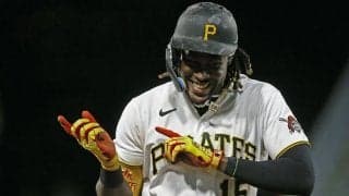 201cm男が衝撃の場外弾　最後は右手一本、米仰天「ハーフスイングで…」「ありえない」