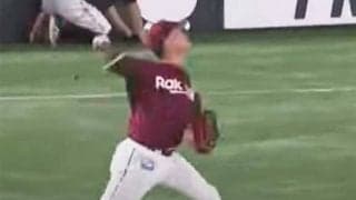 「審判もよう見とったな」　超低空レーザー＆ドンピシャタッチに「プロってすごい」