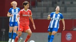 「何回でも見れる(笑)」熊谷紗希と岩渕真奈がビキニ姿に続いて「負けられないアラサー女子対決」公開！ 「素晴らしいおとなげなさ」とファン絶賛！