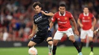 「マンチェスターは青…そして白」久保建英のソシエダがマンチェスターU撃破で、マンチェスターCの”お決まり文句”を粋に使う! 「元シティ」のダビド・シルバを写した”勝利ツイート”が話題に