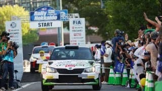 全日本ラリー北海道：久々の駅前スタートでいよいよ開幕