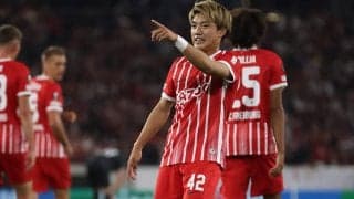 「かわいい」普段野菜を食べない堂安が試合後のサラダを食べる姿が反響「文句言わず食べます」