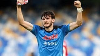 ナポリのニュースター、クワラツヘリアが8月のセリエA最優秀選手に