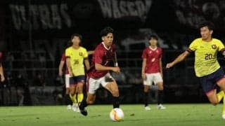 夜空に響いた「紺碧の空」　観衆を魅了するプレーで慶大を圧倒