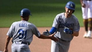 超特大HRを被弾した“投手”　マウンド上の表情が「まるで打たせたみたいだ」と米話題